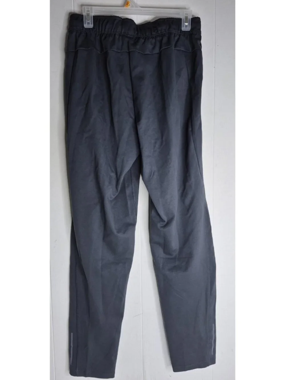 NWT ATHLETIC WORKS Slim Knit Jogger Pants Mens Size M (32-34)